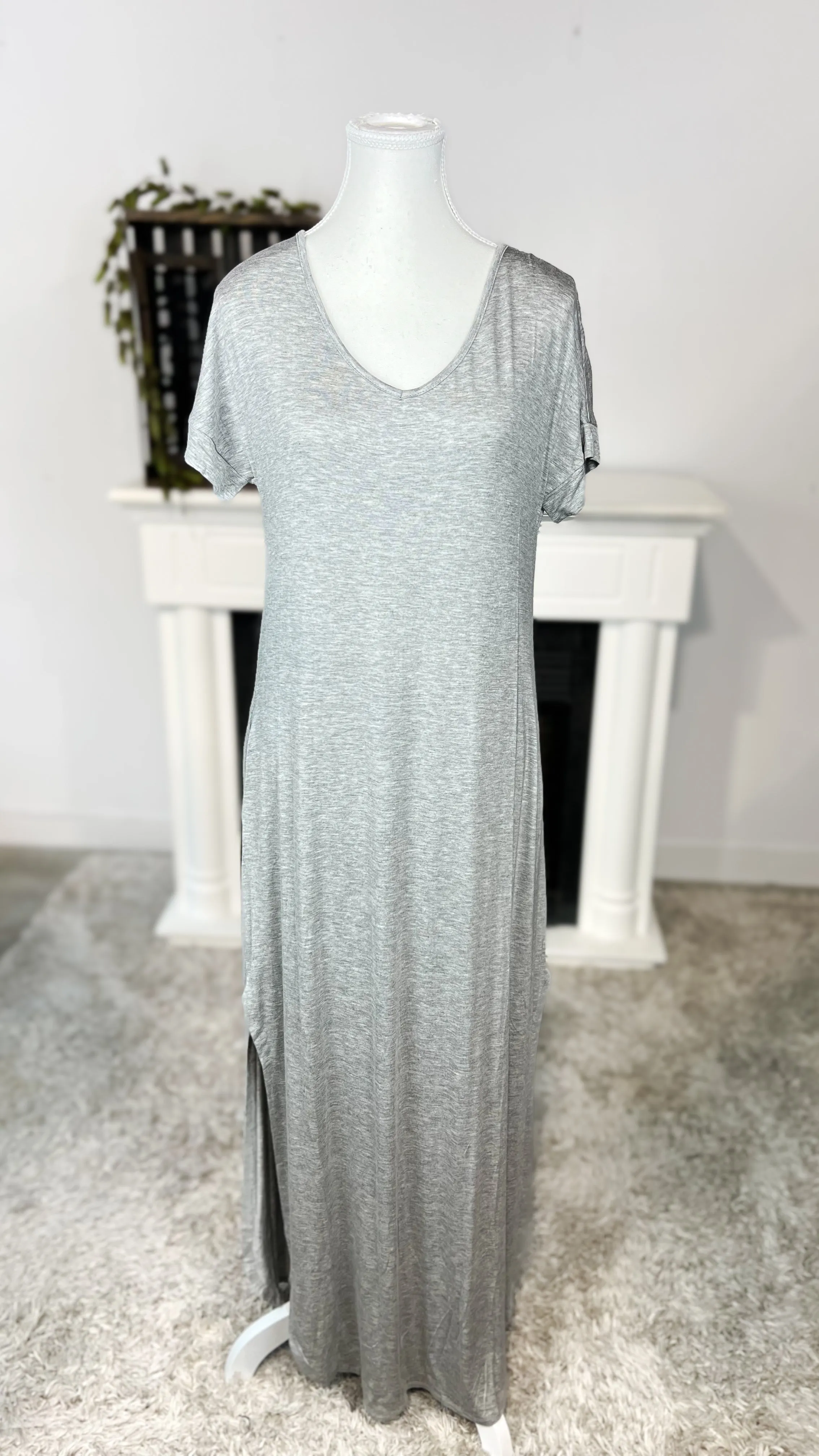 Stacey Short Sleeve Maxi Dress: Grey