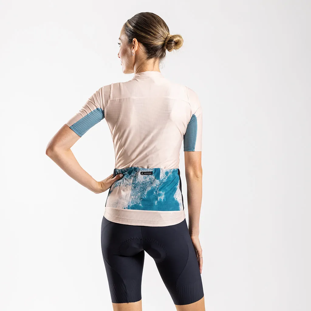 Women's Adventure Race Fit Jersey (Powder)